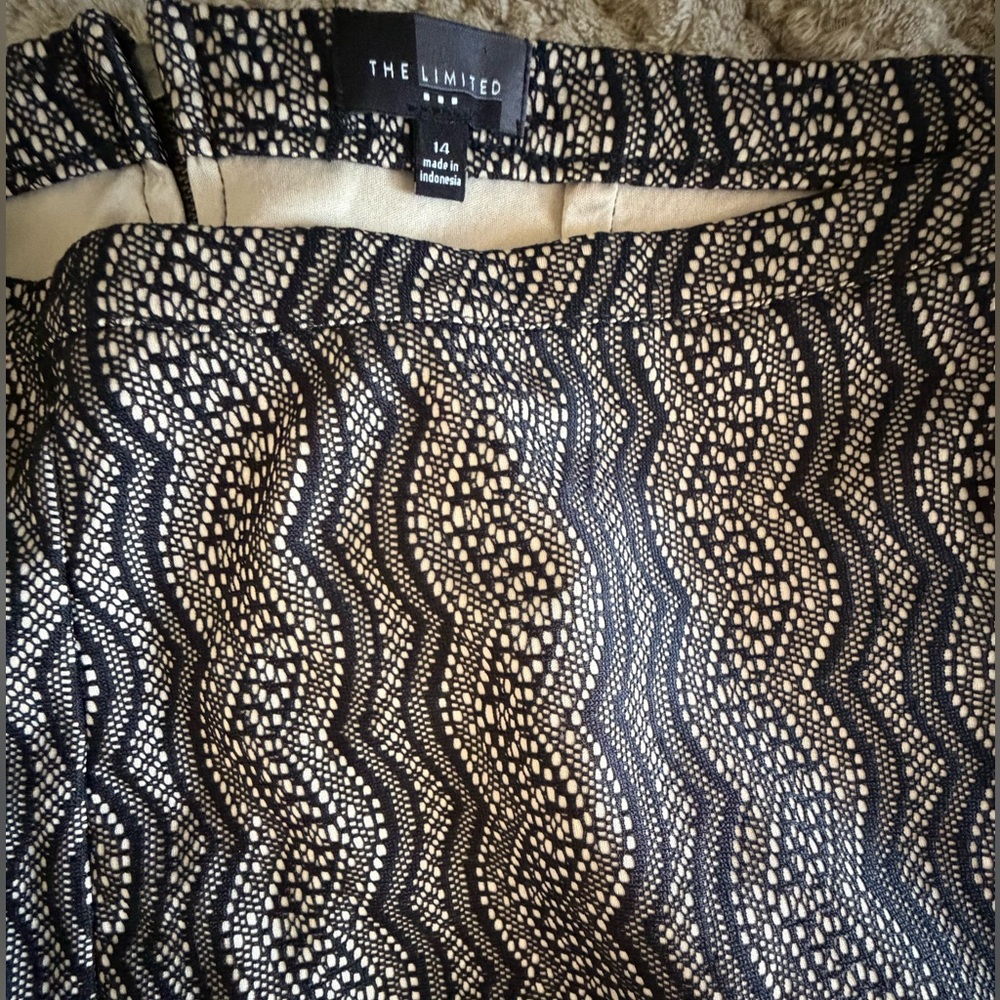 The Limited Black and Cream Patterned Skirt